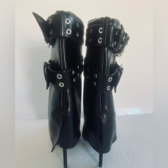 WILD DIVA Lounge Women’s Zaily Buckle Black Stiletto Boot Size 5.5 NEW - Picture 7 of 11